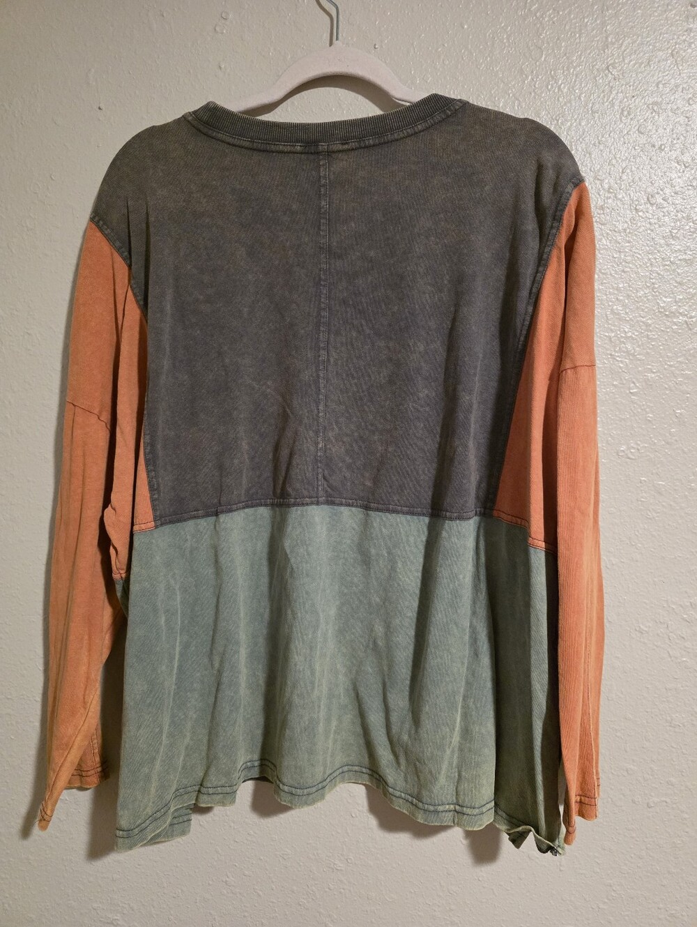 Easel Tee - Picture 3 of 3